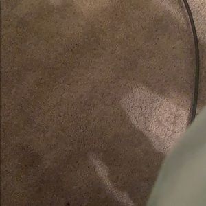 Meet your Posher, Charles